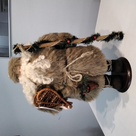 18" Mountain Man Santa - Picture 1 of 8